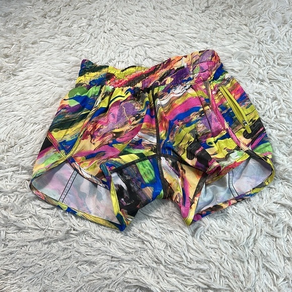Lululemon Tracker Short V *4" Catalyst Multi - Picture 1 of 6